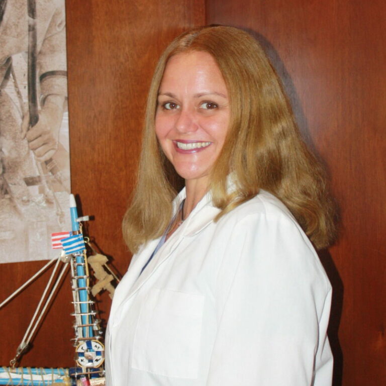 Dr. Jennie L.Yates, D.C. of Spine and Joint Center in Tarpon Springs